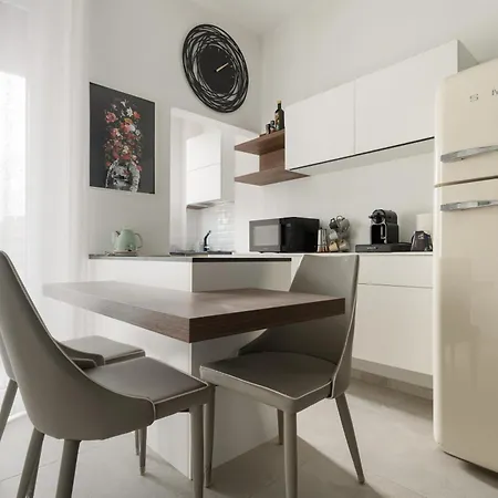 Lambrate Piola Bilocale Con Ampio Balcone